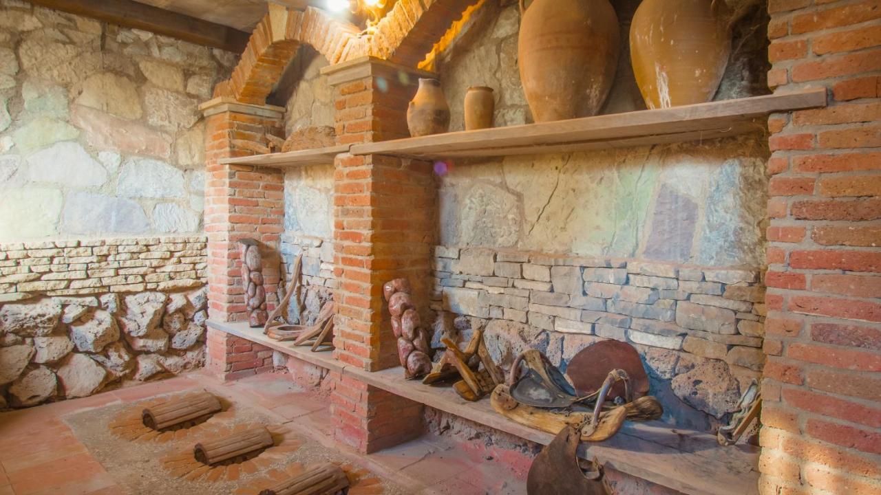 Wine Symphony Boutique Hotel Tiflis Dış mekan fotoğraf